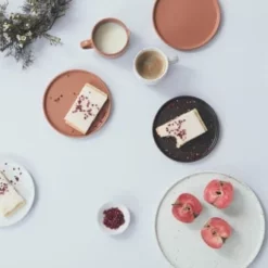 OYOY Living Design Assiettes Plates Assiette à Dîner Blanc 100% Porcelaine Ø26cm 9 OYOY Living Design Assiettes Plates Assiette à Dîner Blanc 100% Porcelaine Ø26cm -Assiettes Soldes Magasin assiette a diner blanc 100 porcelaine oe26cm 3