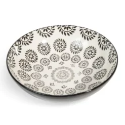 Maisons Du Monde Vaisselle De Noël Assiette Creuse En Grès Noir/blanc D 20 Cm - Lot De 4 -Assiettes Soldes Magasin assiette creuse en gres noir blanc d 20 cm 1000 10 30 154149 2