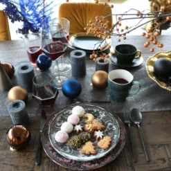 Kare Design Vaisselle De Noël Assiette En Grès Vert Foncé Et Doré D21 - Lot De 4 -Assiettes Soldes Magasin assiette en gres vert fonce et dore d21 lot de 4 1