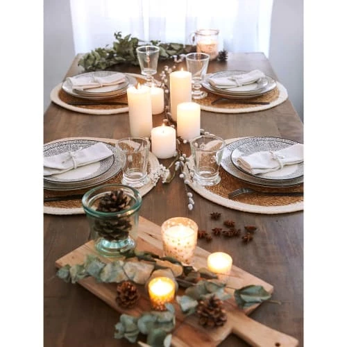 Maisons Du Monde Vaisselle De Noël Assiette Plate En Grès Blanc Motifs à Pois - Lot De 6 3 Maisons Du Monde Vaisselle De Noël Assiette Plate En Grès Blanc Motifs à Pois - Lot De 6 – Image 3