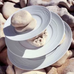 Medard De Noblat Assiettes De Présentation Coffret 6 Assiettes à Pain D15,5cm -Assiettes Soldes Magasin coffret 6 assiettes a pain d15 5cm 4