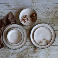 OGO Living Vaisselle De Noël Lot De 6 Assiettes Plates En Grès Gris 27,5cm -Assiettes Soldes Magasin lot de 6 assiettes plates en gres gris 27 5cm 2